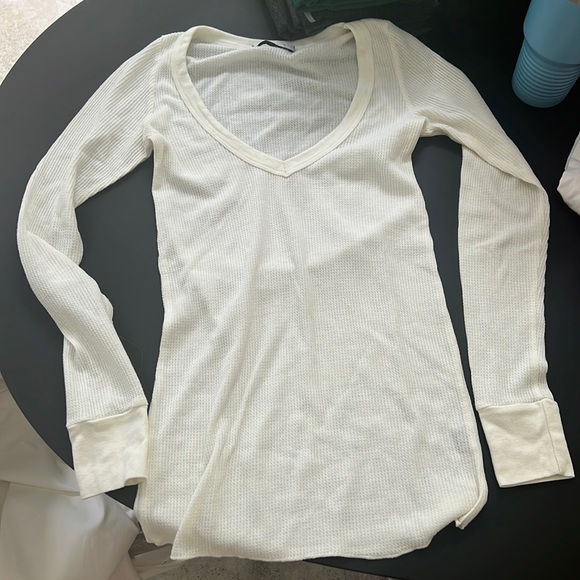 Alternative Tops - cream long sleeve